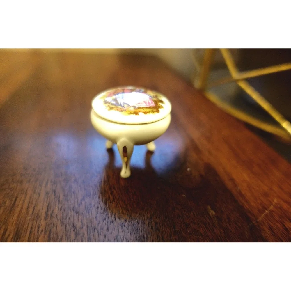 antique Limoges France trinket box courting couple 2pc mini‎ collectible